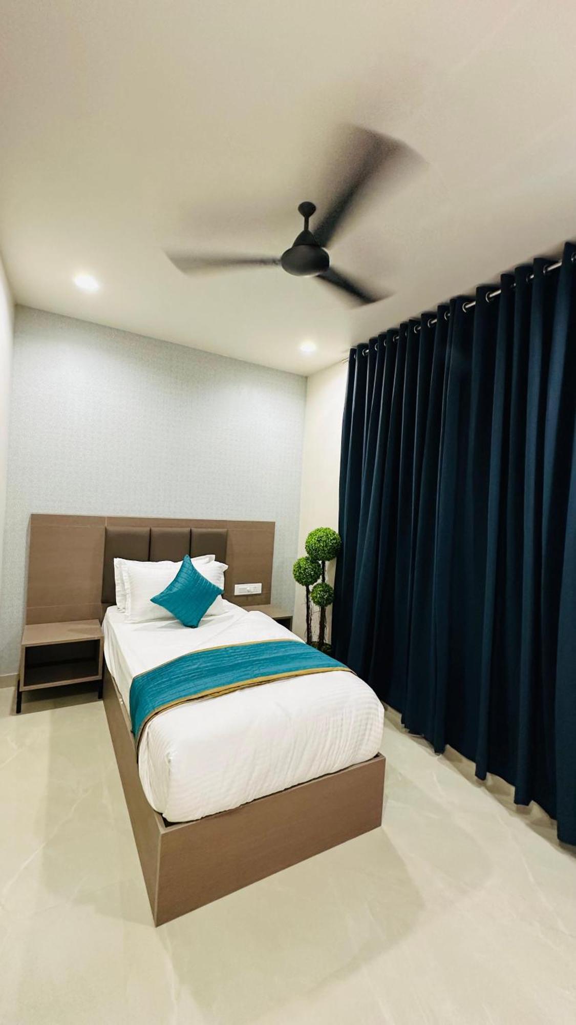 Hotel Shree Ji Inn Кишангарх Экстерьер фото