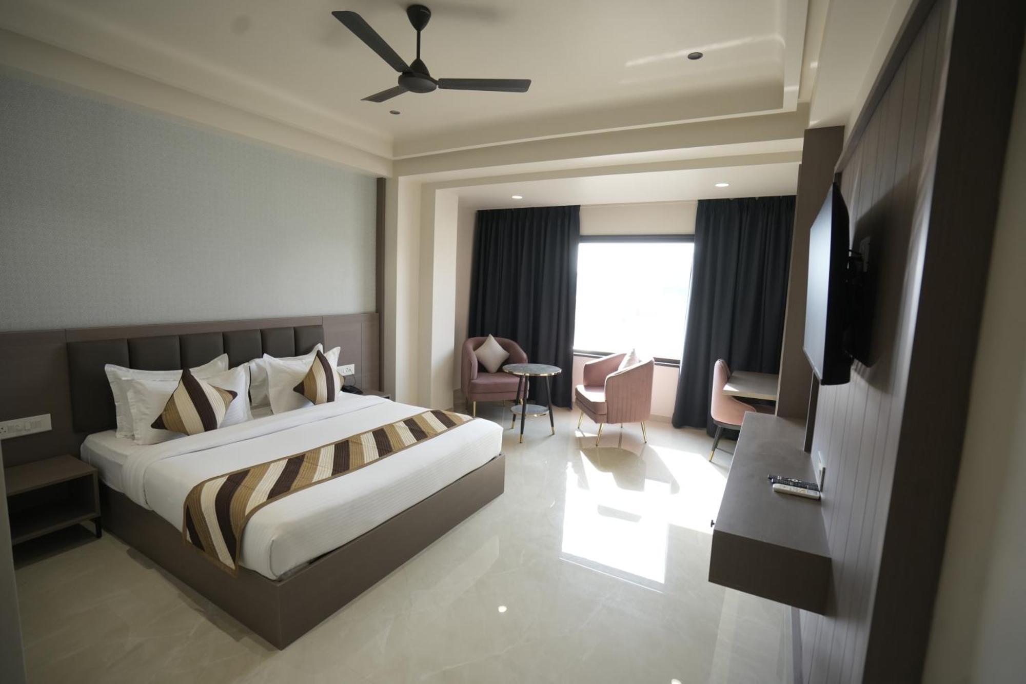 Hotel Shree Ji Inn Кишангарх Экстерьер фото