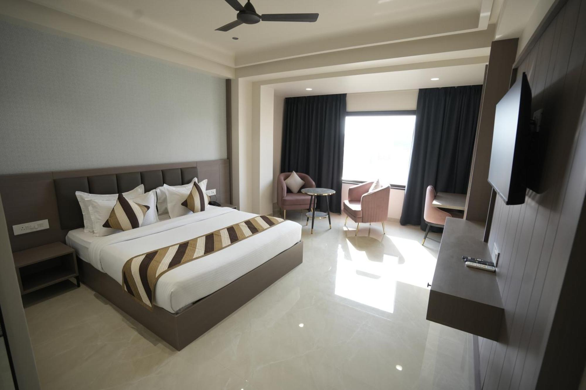 Hotel Shree Ji Inn Кишангарх Экстерьер фото