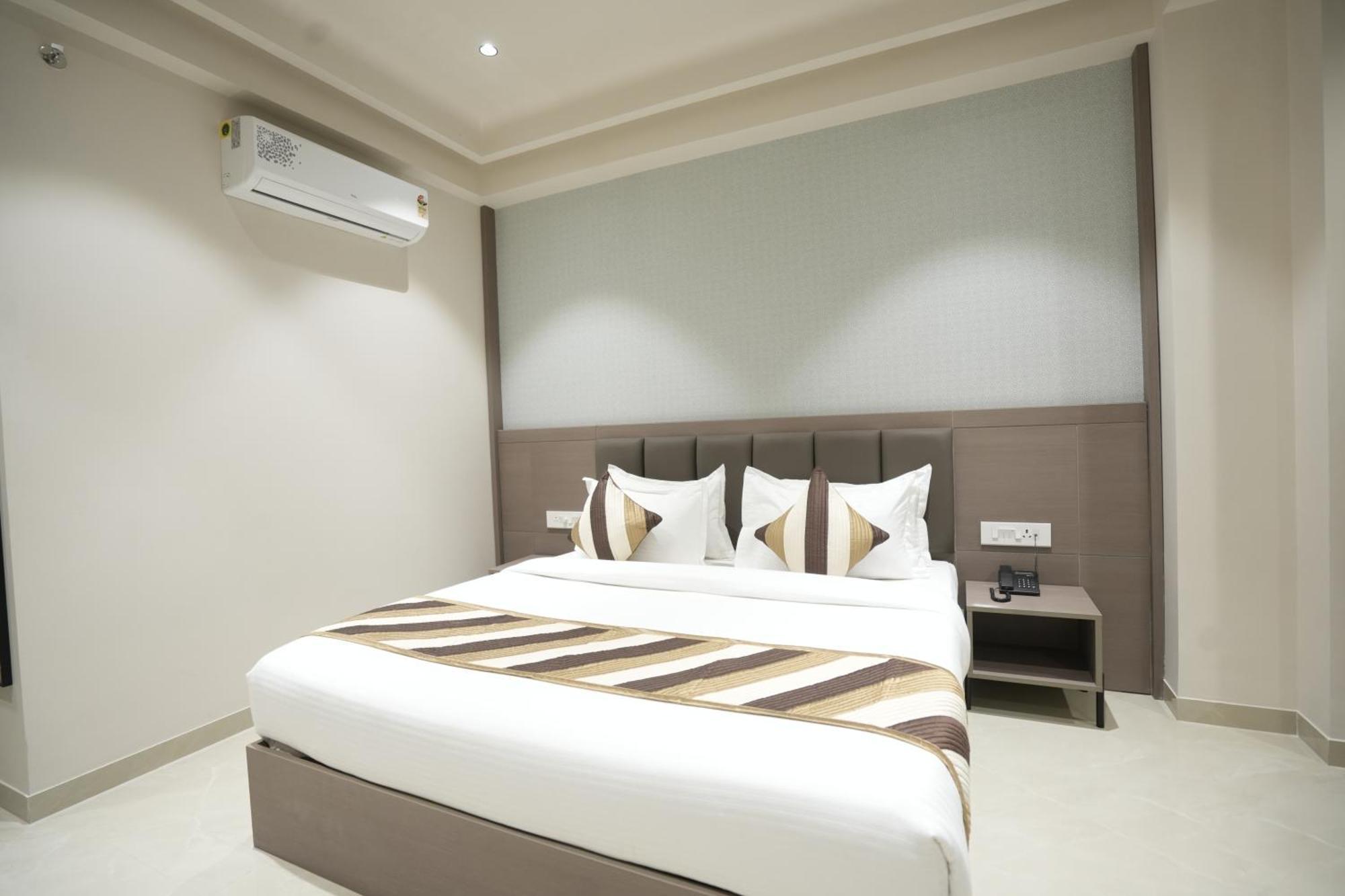 Hotel Shree Ji Inn Кишангарх Экстерьер фото